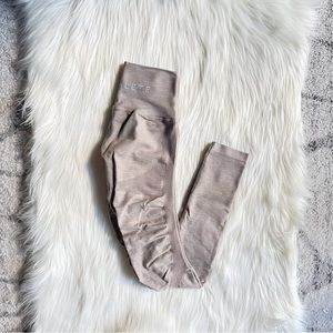 Alphalete aero leggings